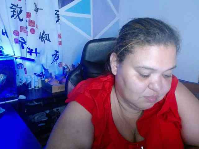 beautifulchubbyqueen webcam