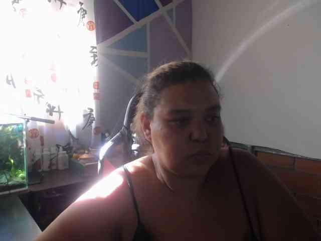 beautifulchubbyqueen webcam