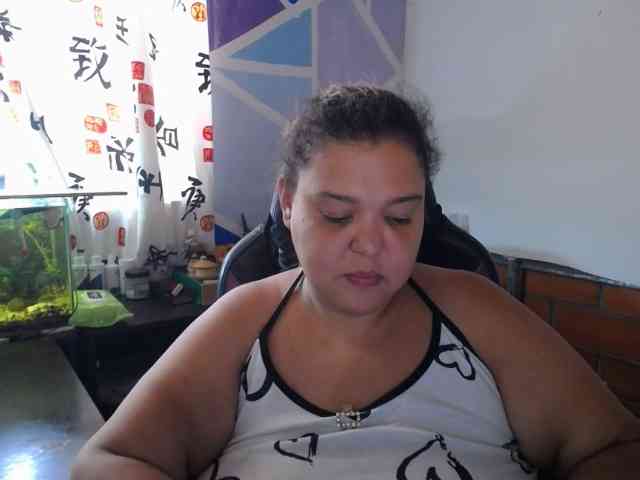 beautifulchubbyqueen webcam