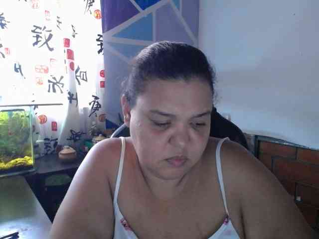 beautifulchubbyqueen webcam