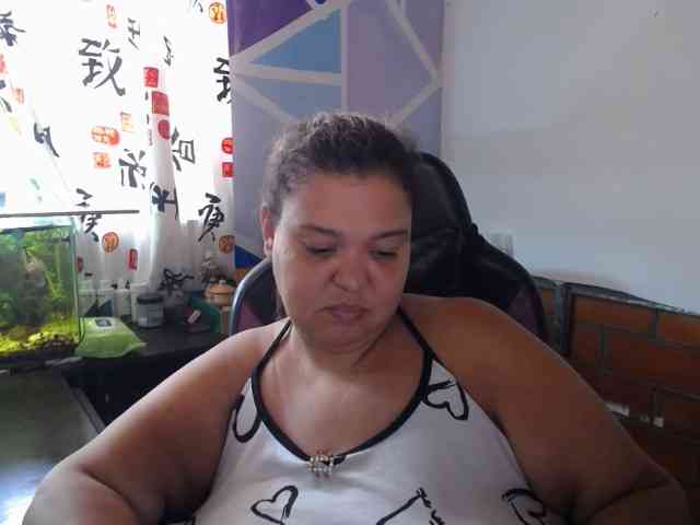 beautifulchubbyqueen webcam