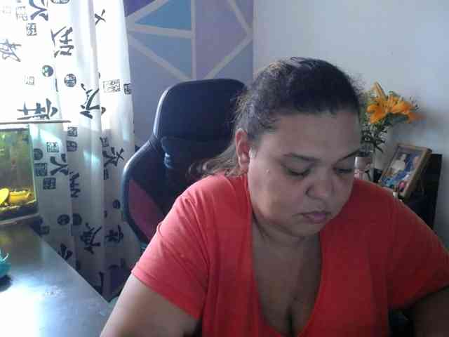 beautifulchubbyqueen webcam