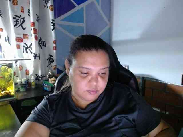 beautifulchubbyqueen webcam