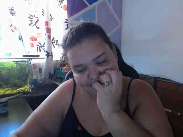 beautifulchubbyqueen webcam