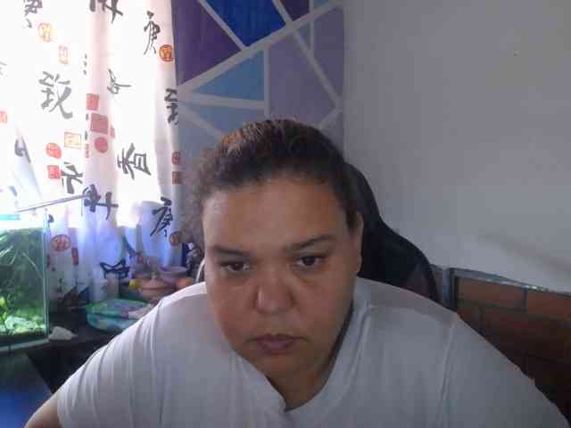 beautifulchubbyqueen webcam
