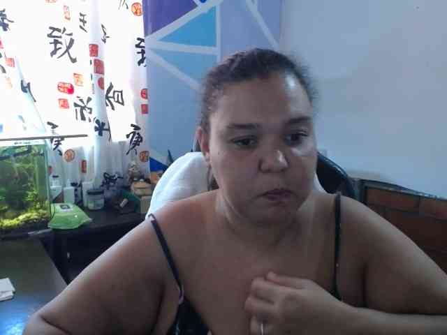 beautifulchubbyqueen webcam