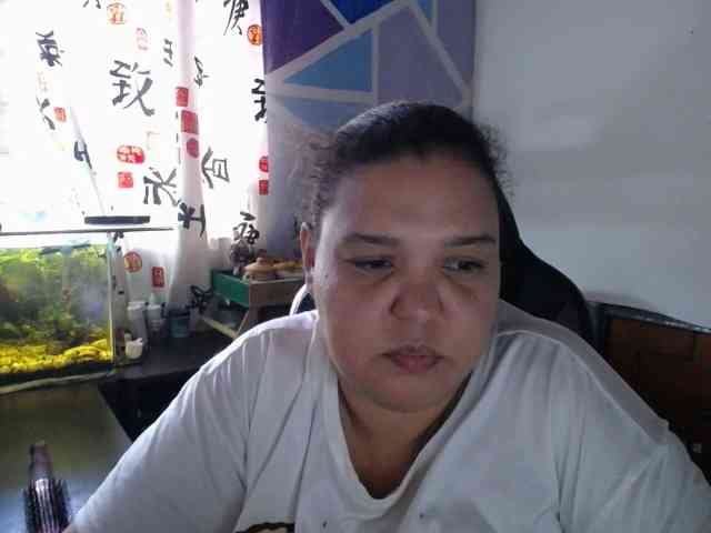 beautifulchubbyqueen webcam