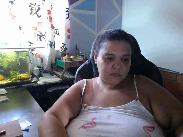 beautifulchubbyqueen webcam