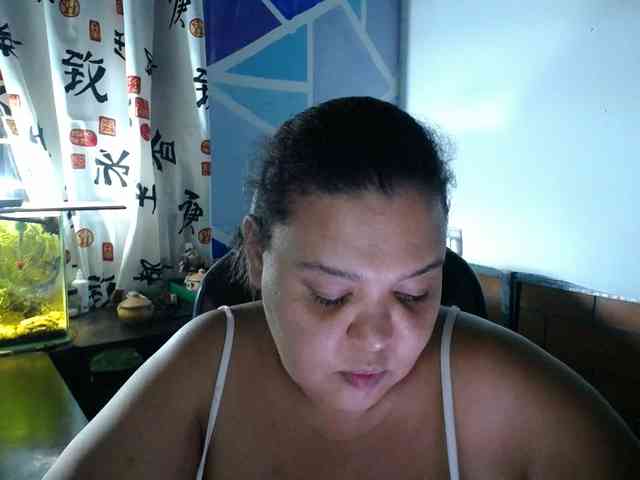 beautifulchubbyqueen webcam