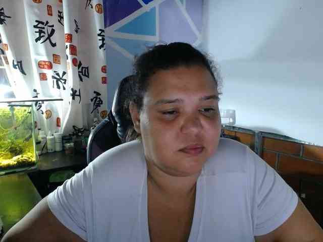 beautifulchubbyqueen webcam