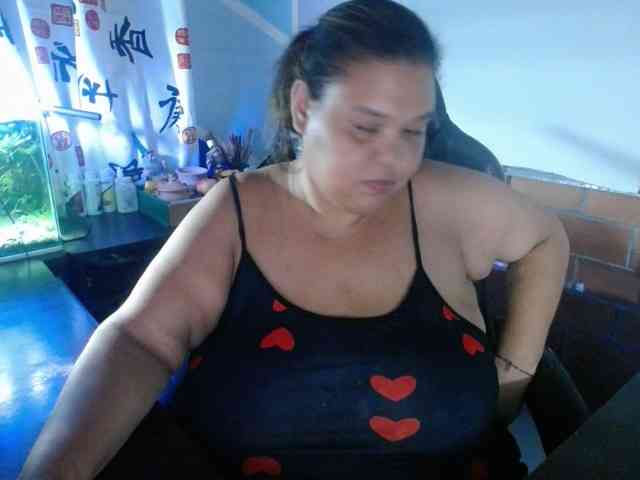 beautifulchubbyqueen webcam