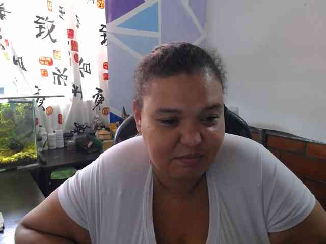 beautifulchubbyqueen webcam
