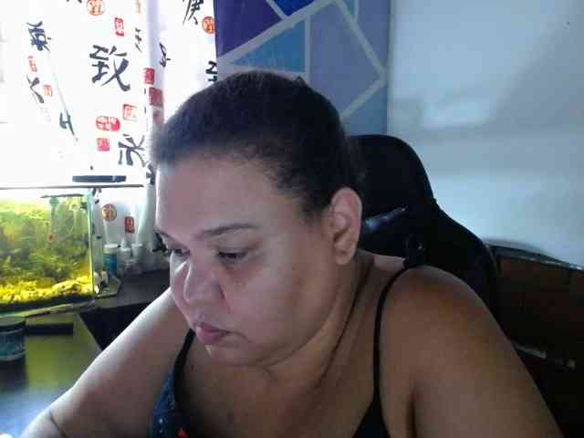 beautifulchubbyqueen webcam
