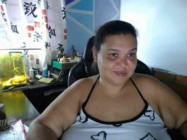 beautifulchubbyqueen webcam
