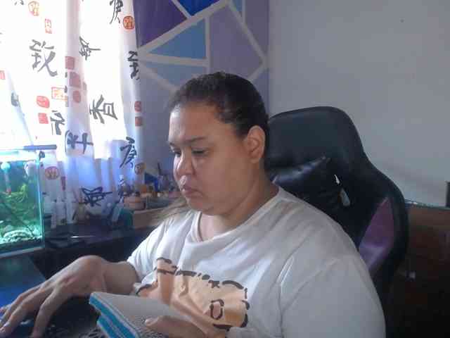 beautifulchubbyqueen webcam