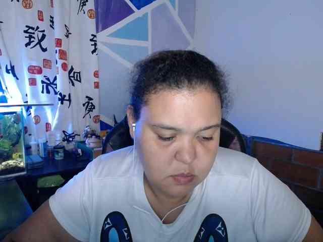 beautifulchubbyqueen webcam