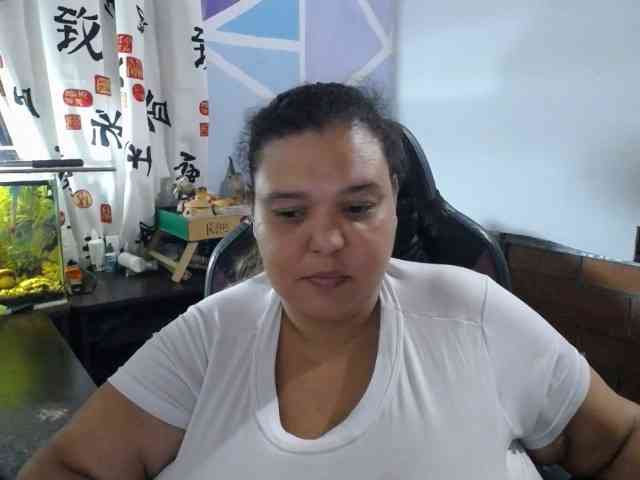 beautifulchubbyqueen webcam
