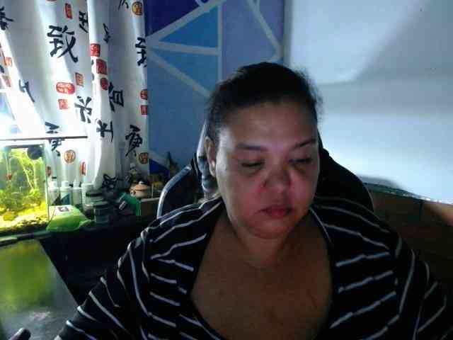 beautifulchubbyqueen webcam
