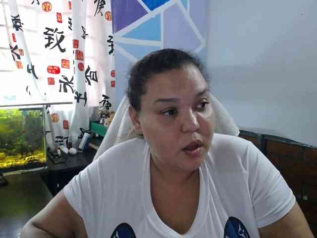 beautifulchubbyqueen webcam