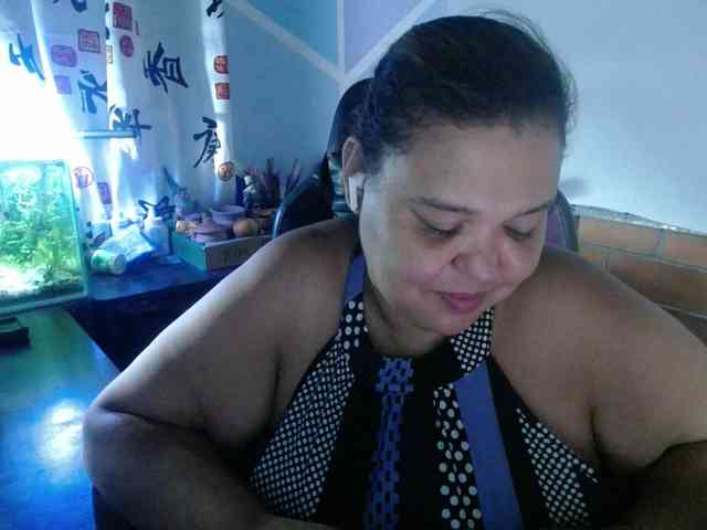 beautifulchubbyqueen webcam