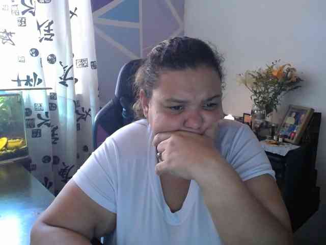 beautifulchubbyqueen webcam