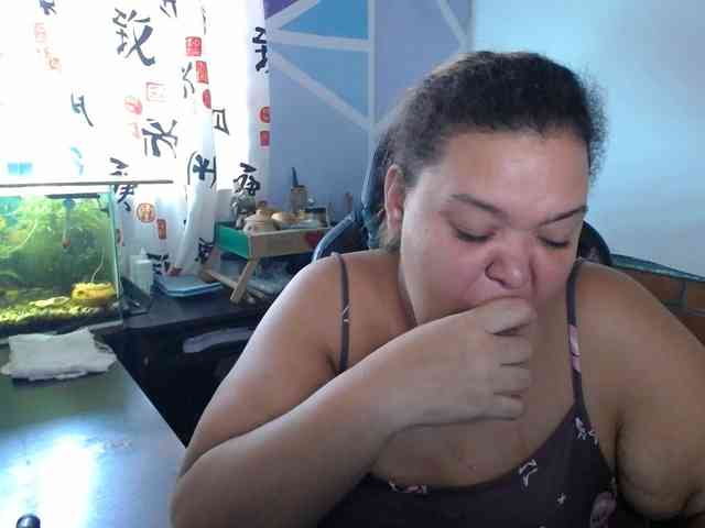 beautifulchubbyqueen webcam