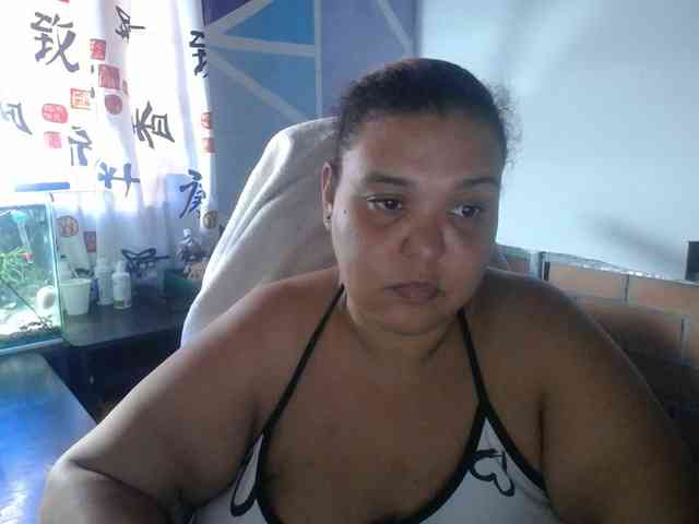 beautifulchubbyqueen webcam