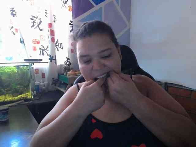 beautifulchubbyqueen webcam