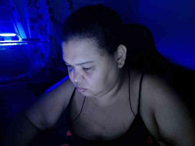 beautifulchubbyqueen webcam
