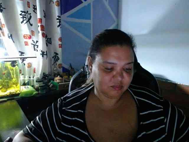 beautifulchubbyqueen webcam