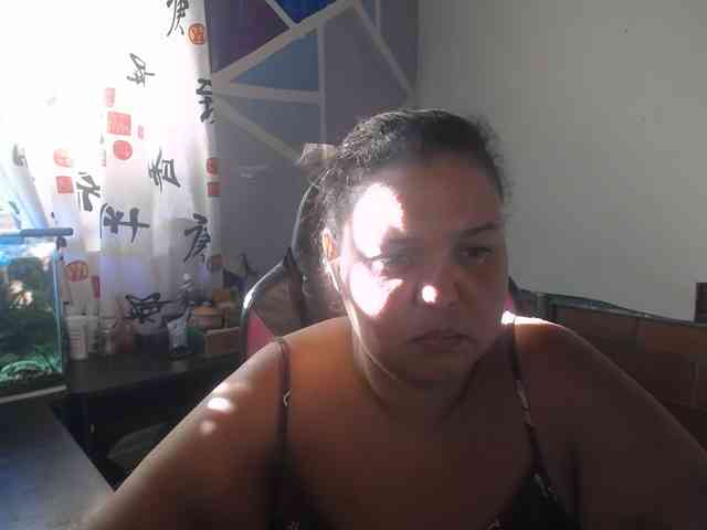 beautifulchubbyqueen webcam