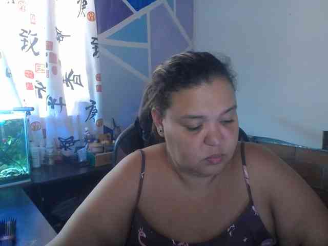 beautifulchubbyqueen webcam