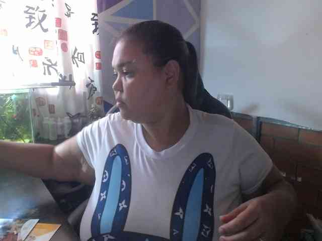 beautifulchubbyqueen webcam