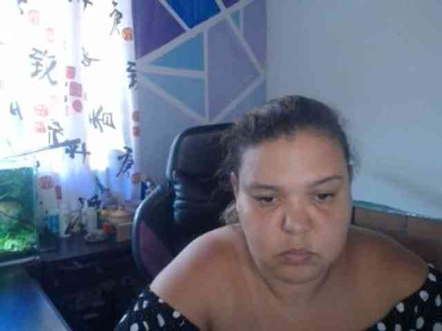 beautifulchubbyqueen webcam