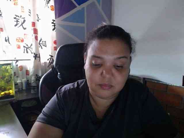 beautifulchubbyqueen webcam
