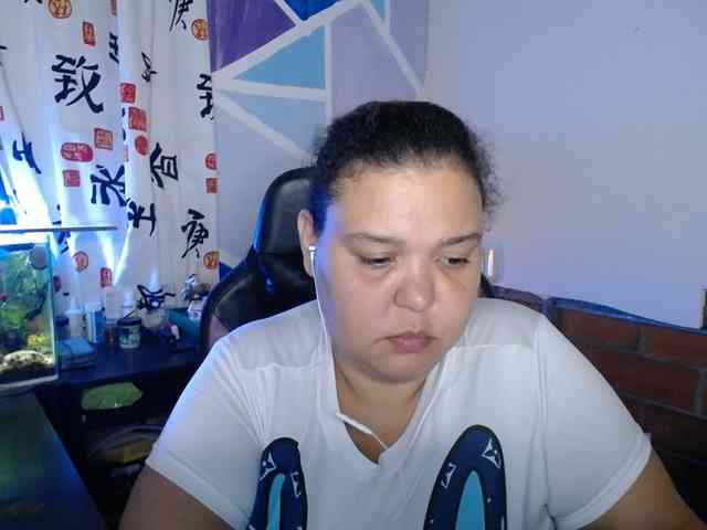 beautifulchubbyqueen webcam