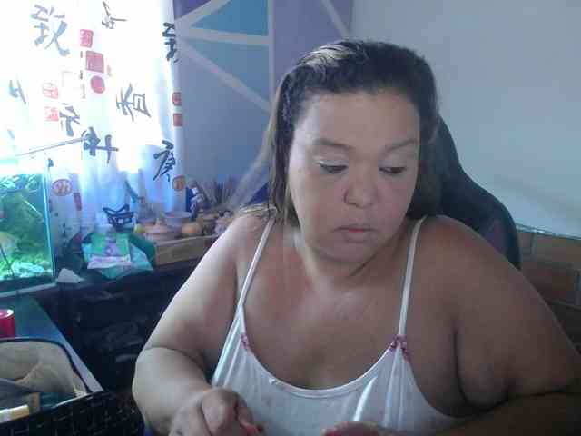 beautifulchubbyqueen webcam