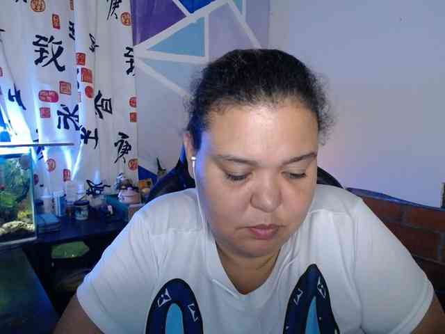beautifulchubbyqueen webcam