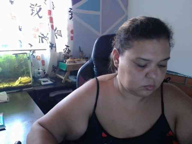 beautifulchubbyqueen webcam