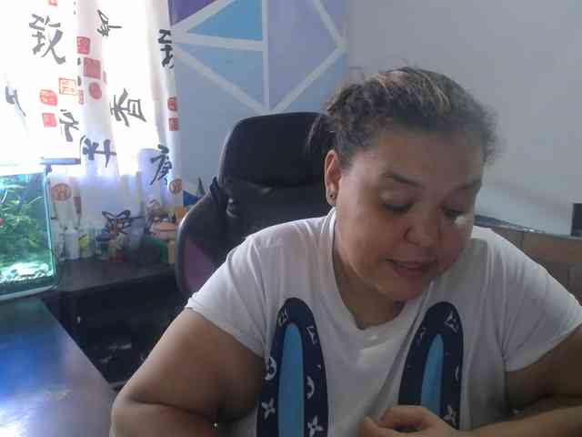 beautifulchubbyqueen webcam