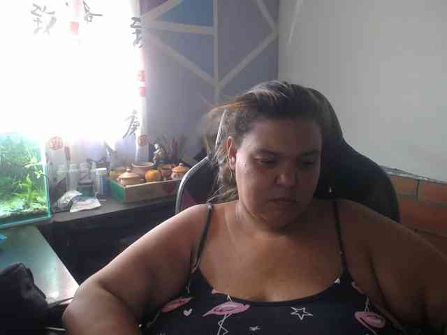 beautifulchubbyqueen webcam