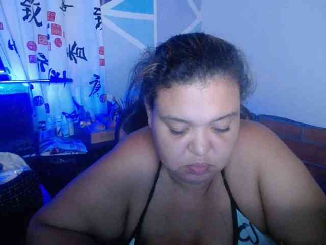 beautifulchubbyqueen webcam