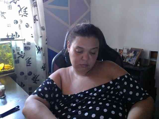 beautifulchubbyqueen webcam