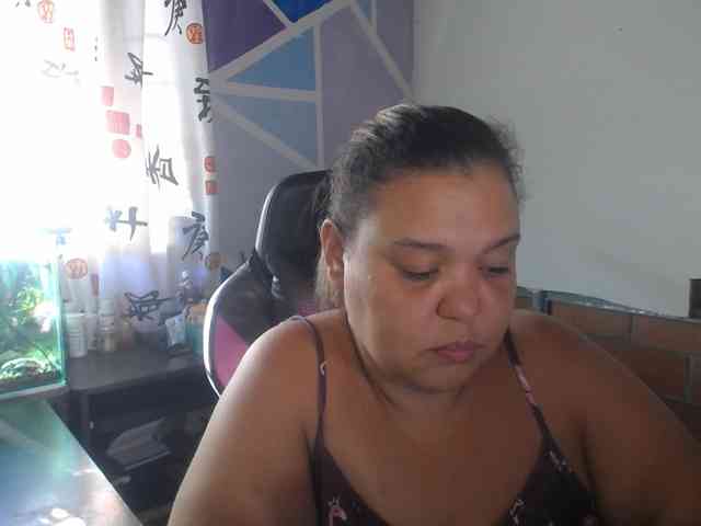beautifulchubbyqueen webcam