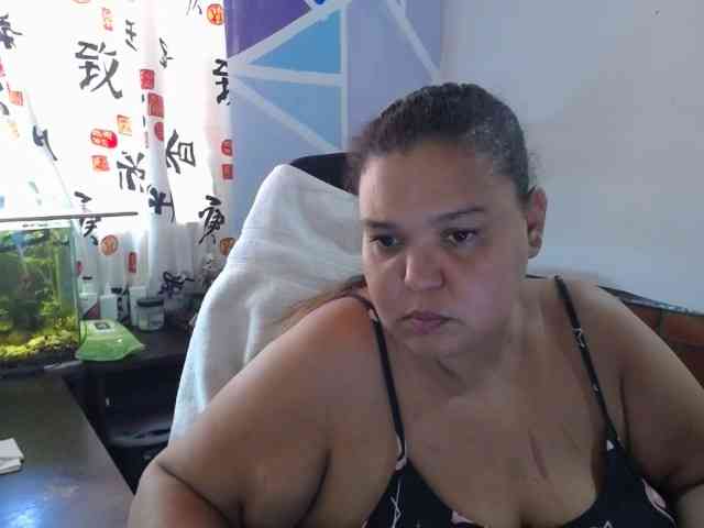 beautifulchubbyqueen webcam