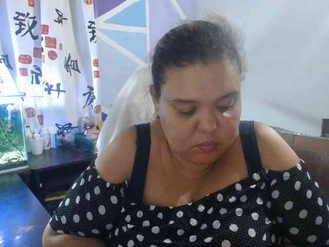 beautifulchubbyqueen webcam