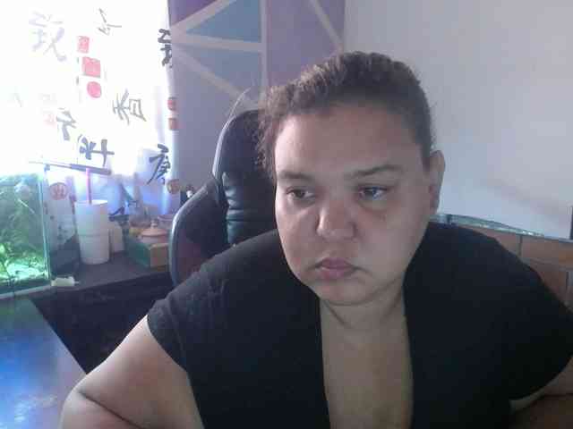 beautifulchubbyqueen webcam