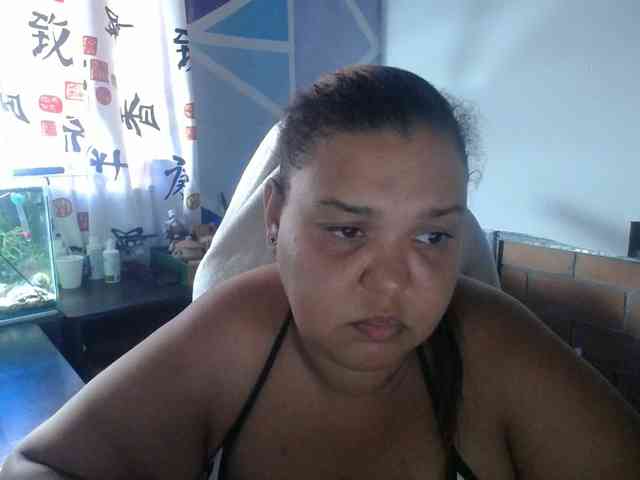 beautifulchubbyqueen webcam