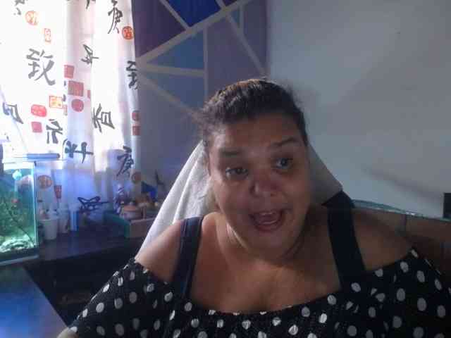 beautifulchubbyqueen webcam