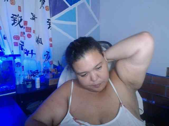 beautifulchubbyqueen webcam
